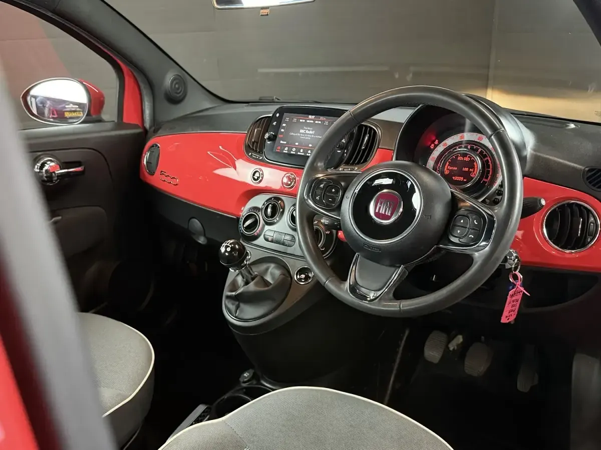 Used Fiat 500 Lounge 69 HP (50 kW) 2019 Pink Hatchback