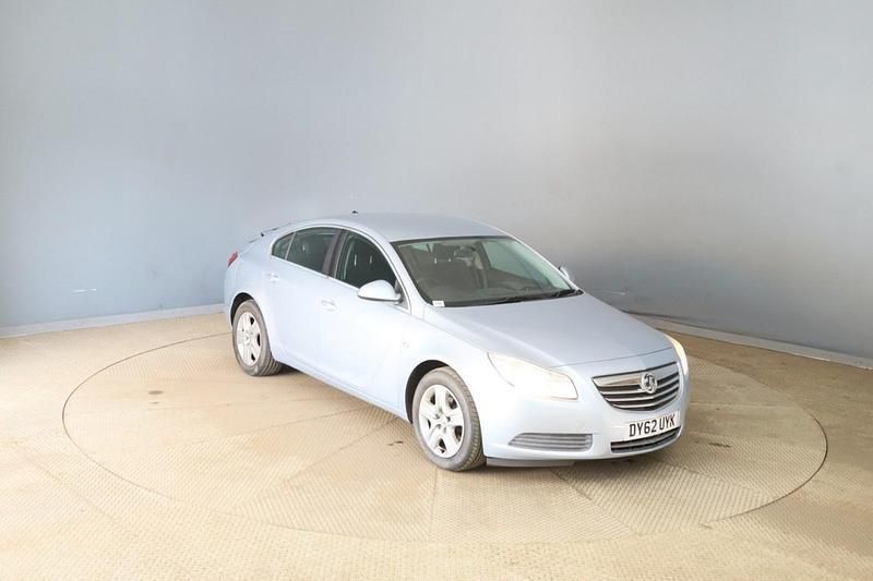 Silver Used 2013 Vauxhall Insignia Hatchback | £2,995 (Fair price) - Image 1/4