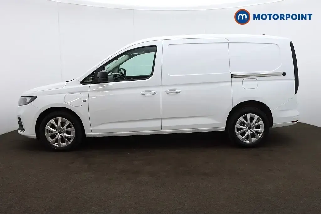 Used Ford Transit Connect Limited 2025 White MPV