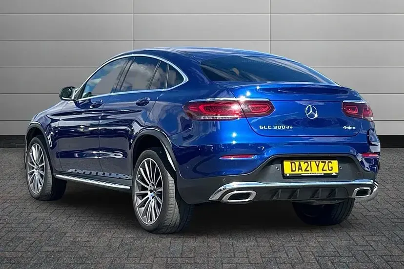 Used Mercedes E300 AMG line 302 HP (222 kW) 2021 Blue Coupe