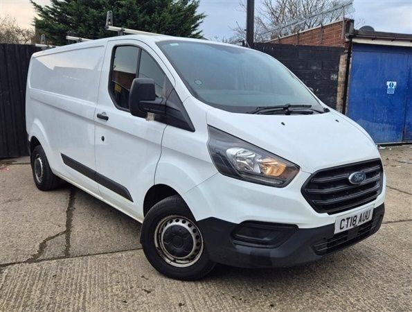 White Used 2018 Ford Transit Custom | £8,000 (Good price) - Image 1/1