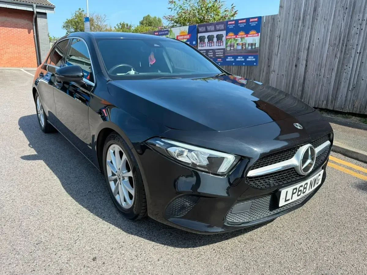 Used Mercedes A180 2018 Black Hatchback
