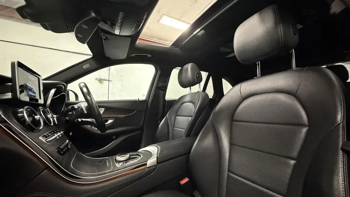 Used Mercedes GLC220 AMG Line Premium 170 HP (125 kW) 2018 Grey SUV