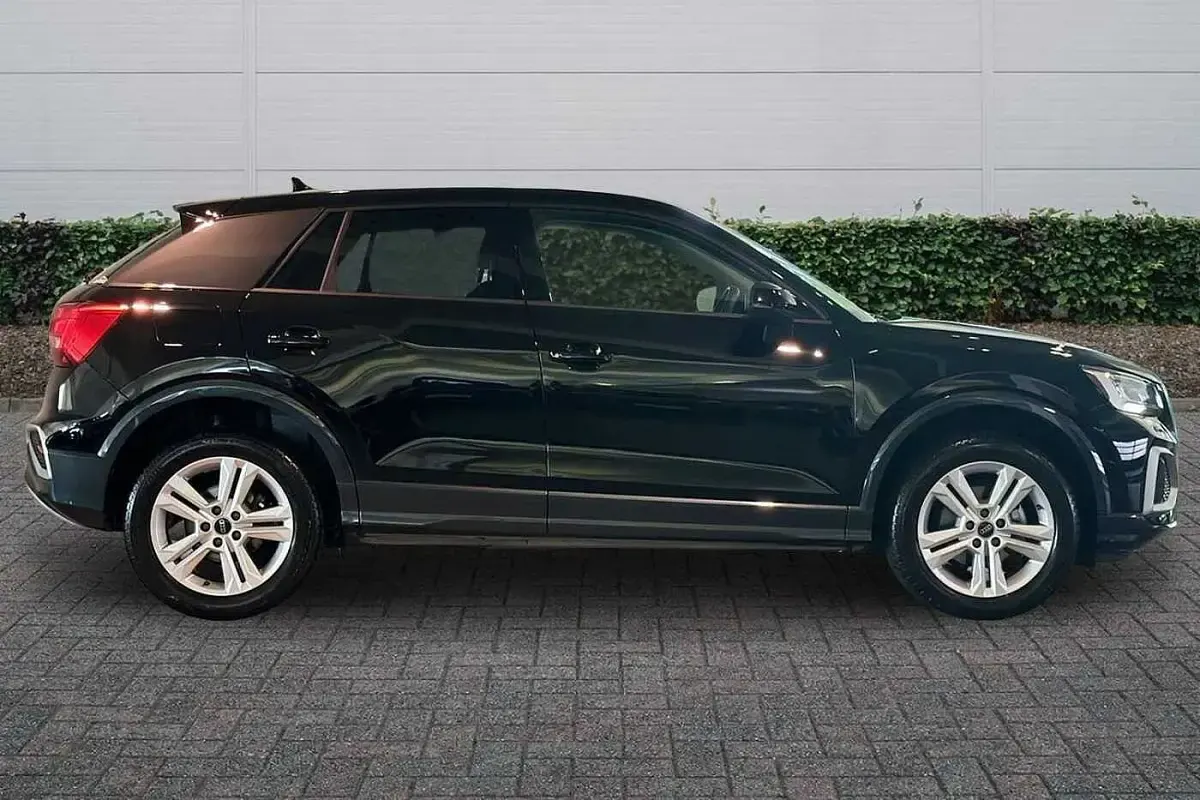 Used Audi Q2 Sport 108 HP (79 kW) 2024 Brilliant black SUV