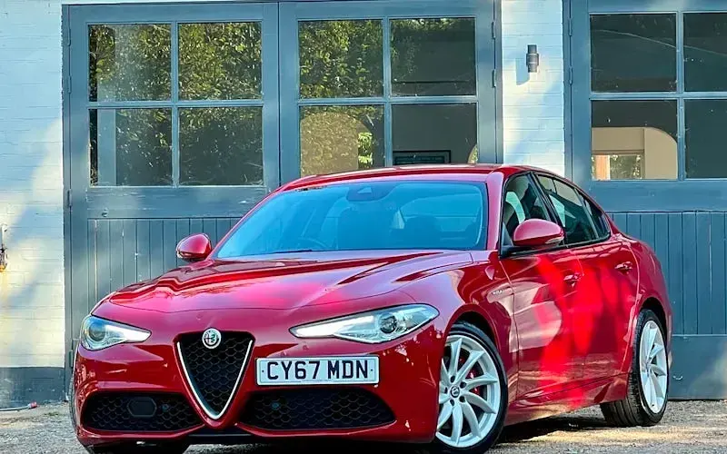 Used Alfa Romeo Giulia Veloce 280 HP (205 kW) 2017 Sedan