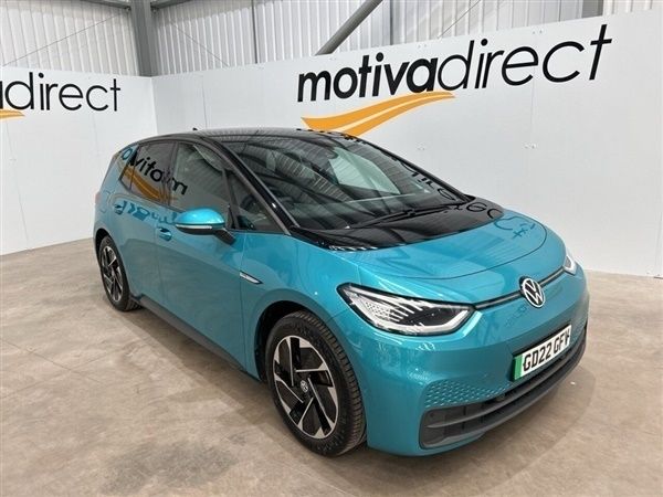 Blue Used 2022 VW ID.3 Pro Performance Hatchback | £13,800 (Fair price) - Image 1/1