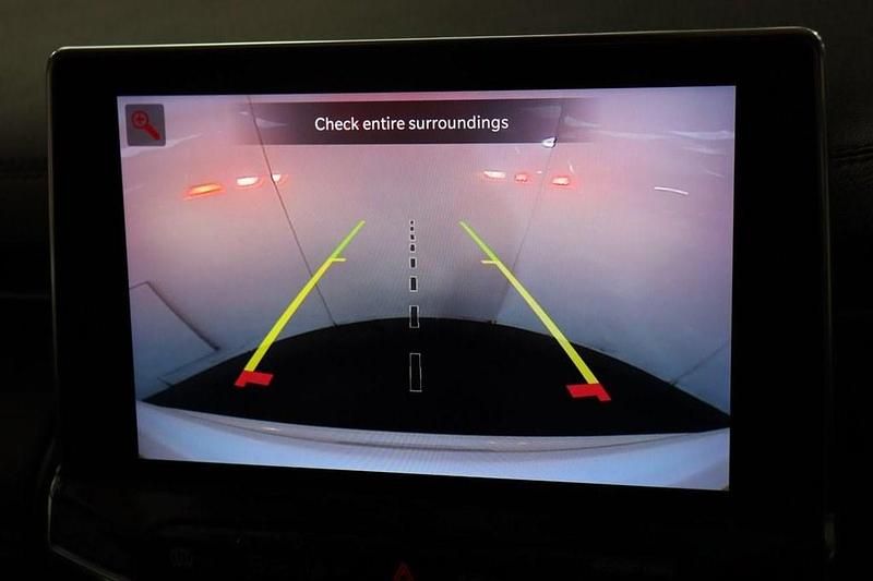 Used Jeep Compass 2023 White/black SUV