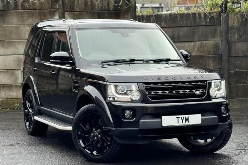 Black Used 2015 Land Rover Discovery 4 HSE SUV | £12,995 (Super price) - Image 1/1