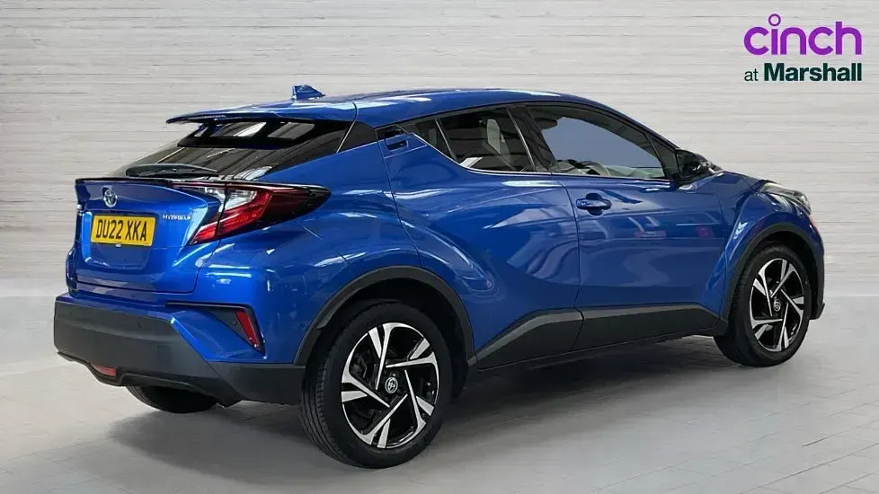 Used Toyota C-HR Design 122 HP (89 kW) 2022 Blue SUV