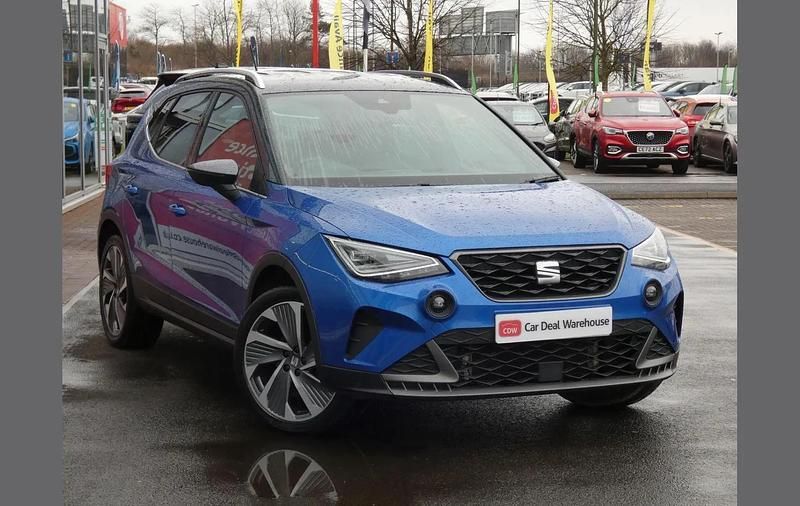 Used Seat Arona FR 108 HP (79 kW) 2023 Blue SUV