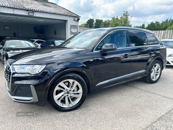 Black Used 2021 Audi Q7 S-Line SUV | £38,495 (Fair price) - Image 1/4