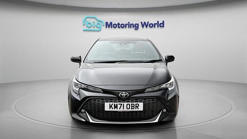 Used Toyota Corolla Sport 184 HP (135 kW) 2021 Black Hatchback