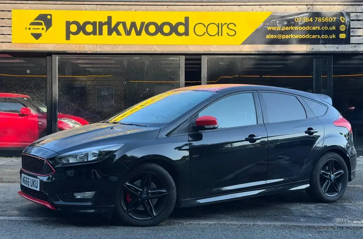 Used Ford Focus Zetec 2016 Black Hatchback
