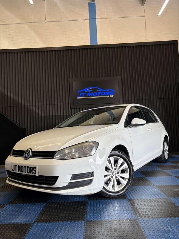 Used VW Golf VII SE 2013 White Hatchback