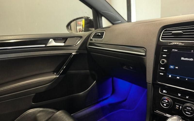 Used VW Golf VII R 300 HP (220 kW) 2016 Hatchback