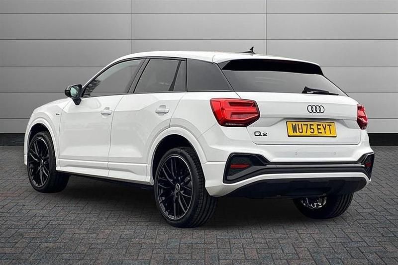 New Audi Q2 Black Edition 116 HP (85 kW) 2025 Glacier white SUV