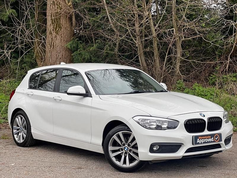 Used BMW 118 Sport Line 2017 White Hatchback