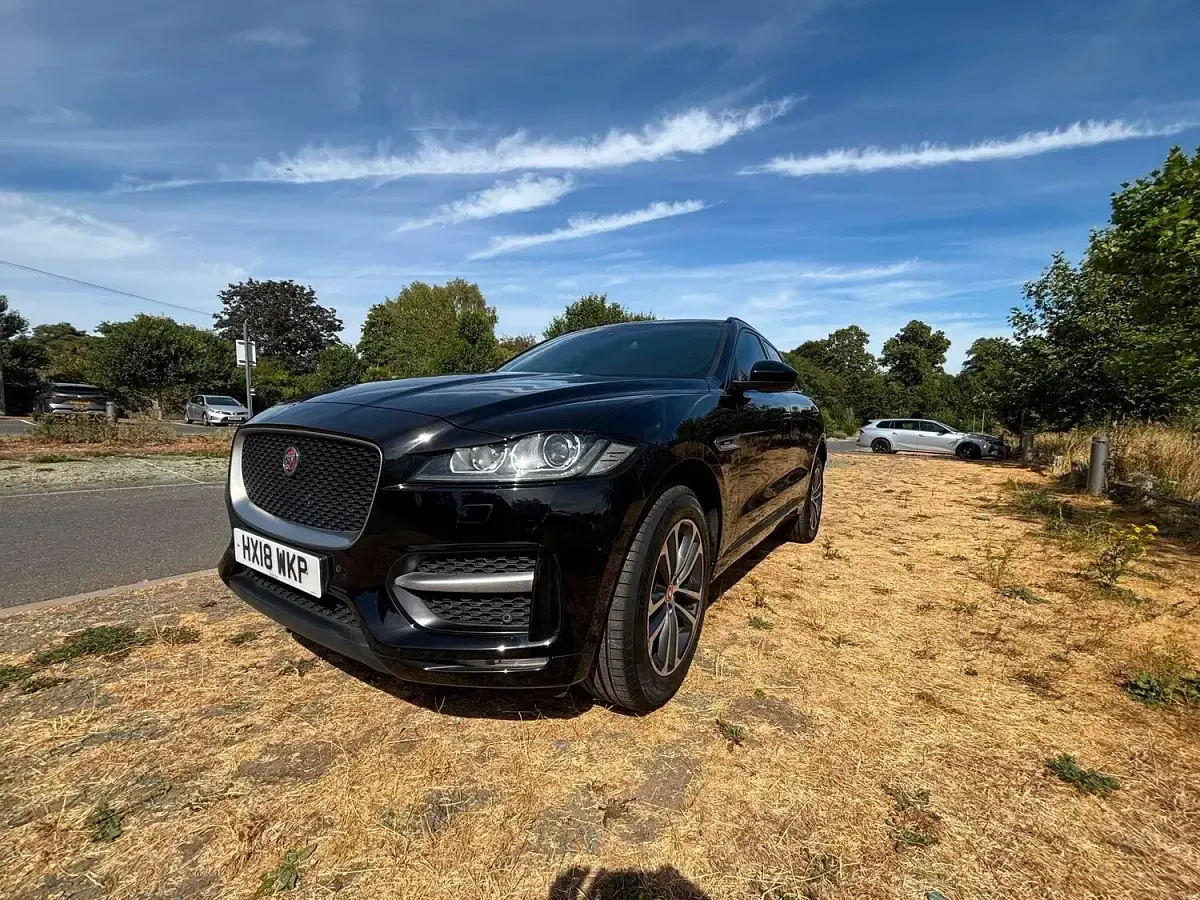 Used Jaguar F-Pace R-Sport 180 HP (132 kW) 2018 Black SUV