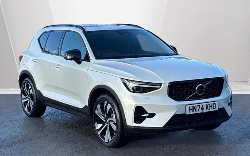 New 2025 Volvo XC40 Ultra SUV | £33,990 (Good price) - Image 1/4
