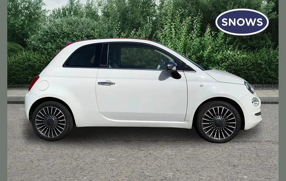 Used Fiat 500 Lounge 105 HP (77 kW) 2016 White Cabriolet