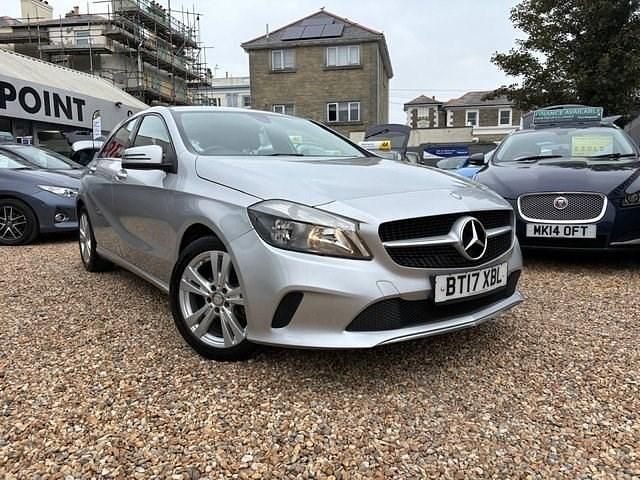 Used Mercedes A180 109 HP (80 kW) 2017 Silver Hatchback
