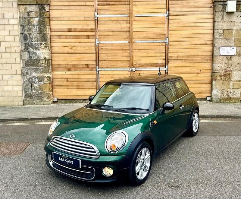 Used Mini Cooper D Hatch 2013 Green Hatchback