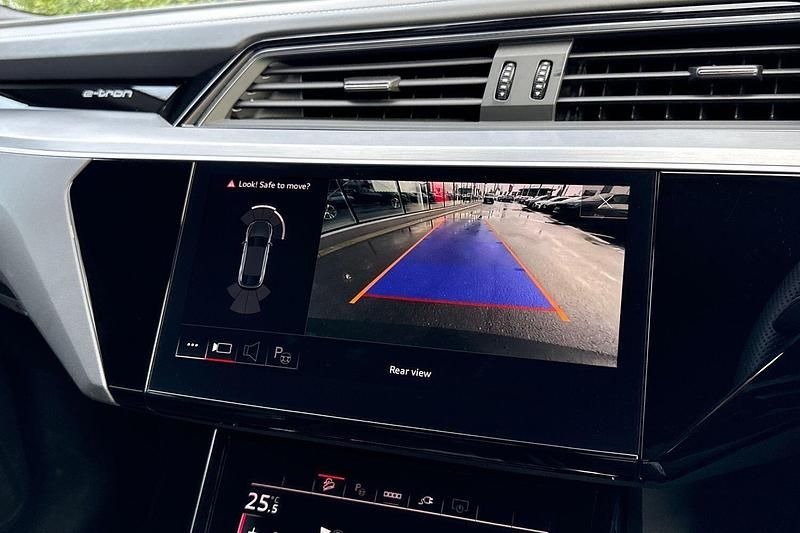 Used Audi e-tron Black Edition 230 kW (313 HP) 2023 Grey SUV