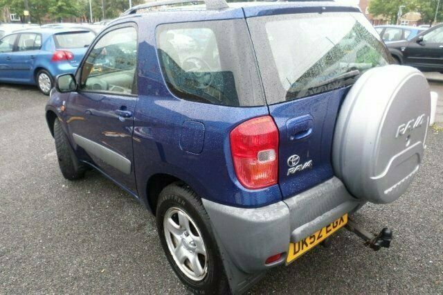 Usado Toyota RAV4 147 HP (108 kW) 2002 SUV