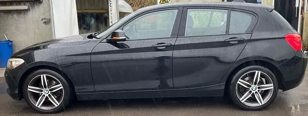 Used BMW 118 Sport Line 2017 Black Hatchback