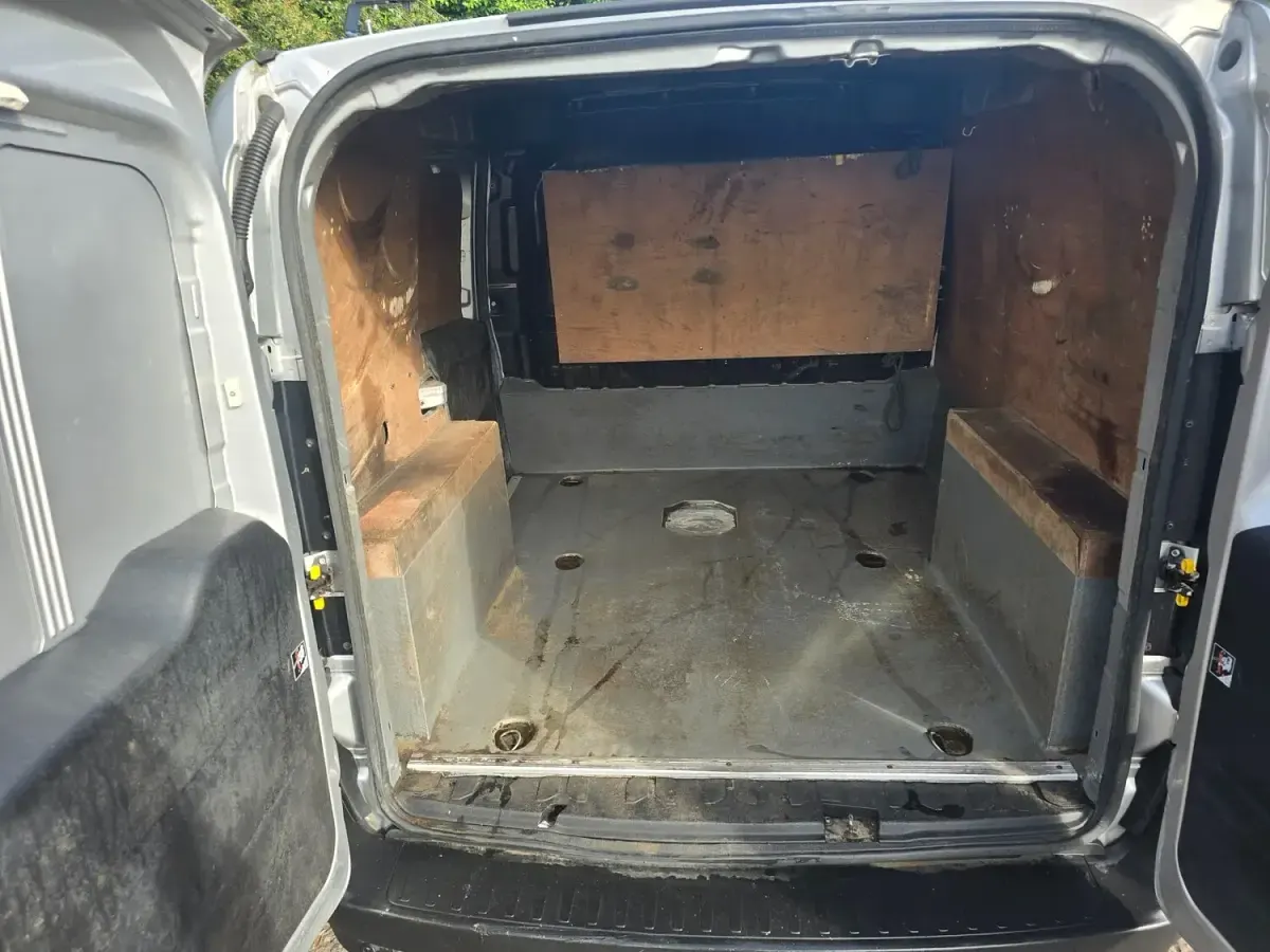 Used Vauxhall Combo 2013 Silver MPV