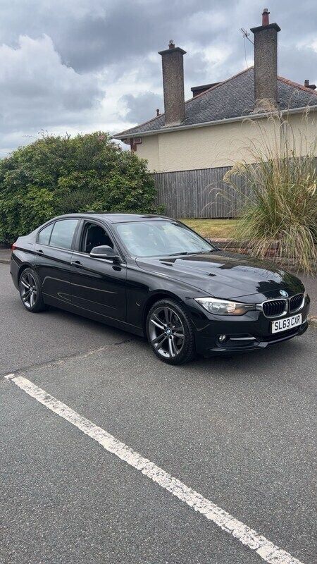 Black Used 2013 BMW 318 Sport Line Sedan | £4,995 (Fair price) - Image 1/4