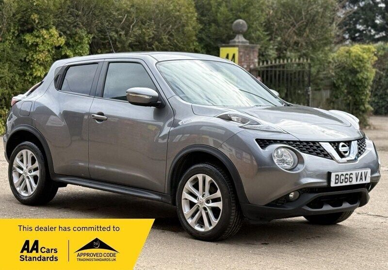 Grey Used 2016 Nissan Juke N-Connecta SUV | £4,990 (Fair price) - Image 1/2