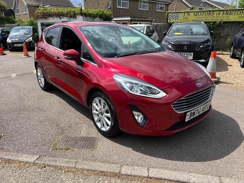 Red Used 2021 Ford Fiesta Titanium Hatchback | £11,999 (Good price) - Image 1/4
