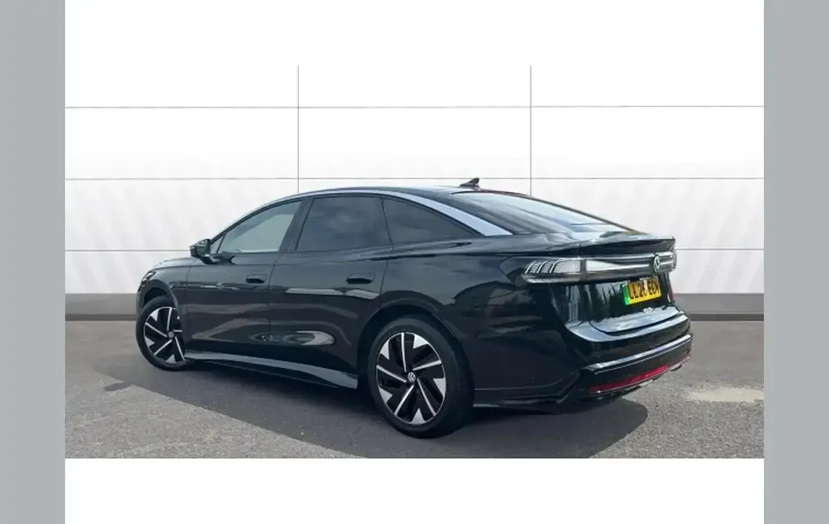 Used VW ID.7 Pro 210 kW (286 HP) 2025 Black Hatchback