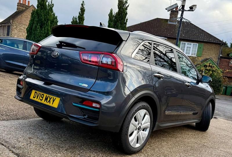 Used Kia e-Niro First Edition 150 kW (204 HP) 2019 Grey SUV