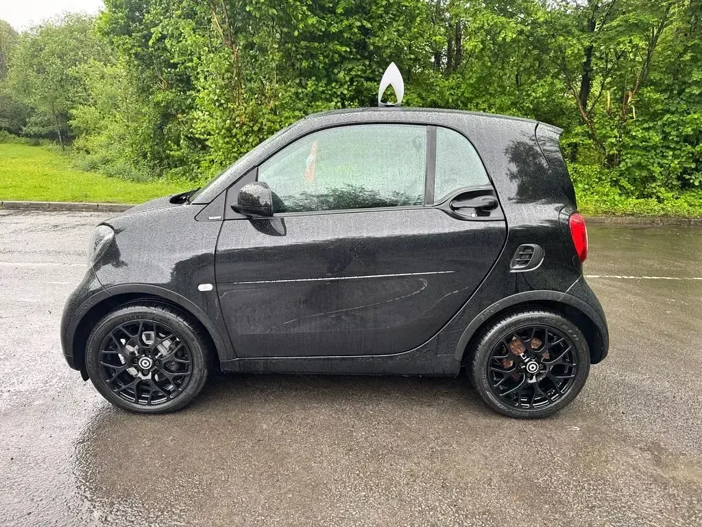 Used Smart ForTwo Coupé Edition Black 90 HP (66 kW) 2016 Black Coupe