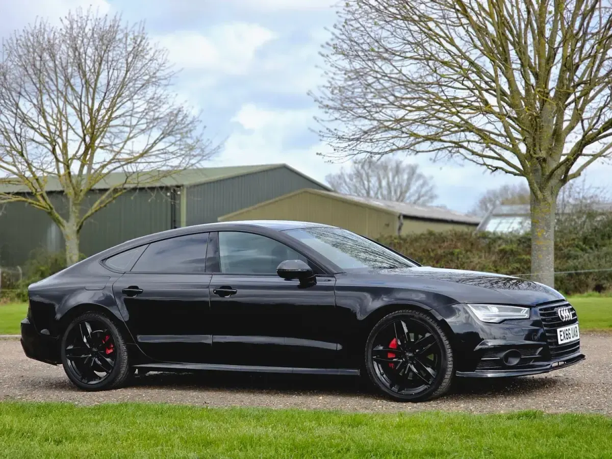 Usado Audi A7 Sportback S-Line 347 HP (255 kW) 2016 Preto Citadino