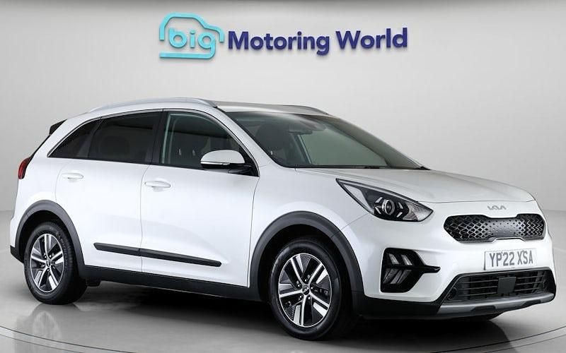 Used Kia Niro 141 HP (103 kW) 2022 White SUV