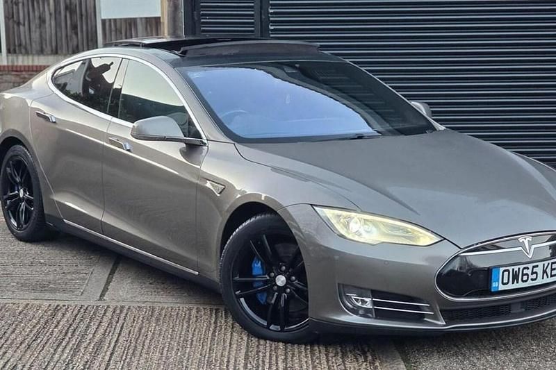 Used Tesla Model S 2015 Hatchback