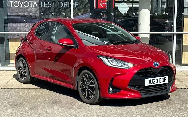 Second-hand Toyota Yaris Hybrid Design 116 CP (85 kW) 2026 Hatchback