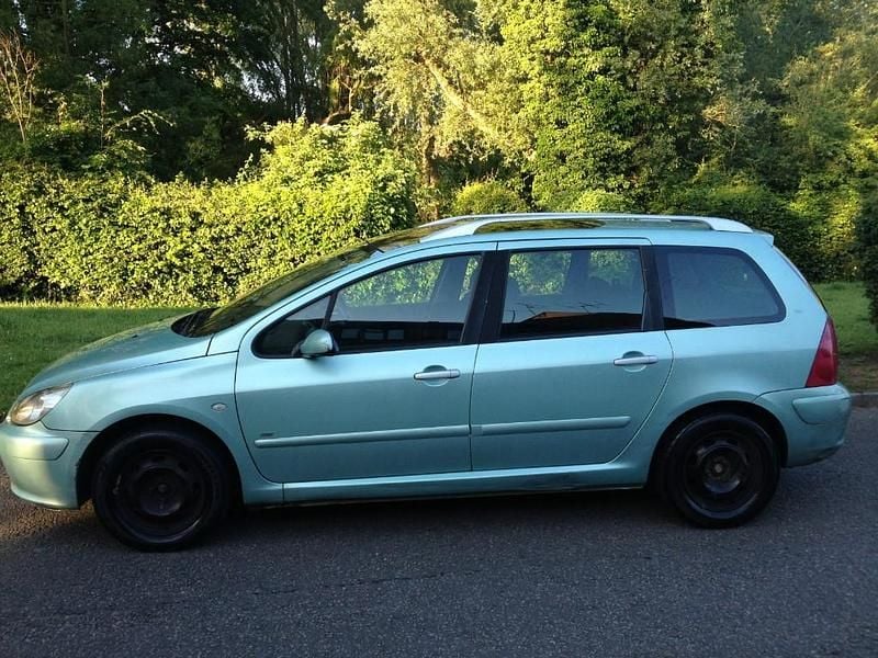 Used Peugeot 307 S 110 HP (80 kW) 2004 Green Estate