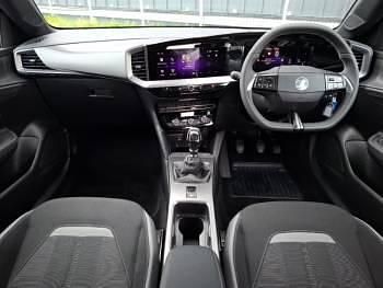 Used Vauxhall Mokka 136 HP (100 kW) 2025 Black SUV