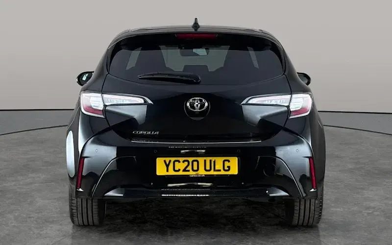 Used Toyota Corolla Design 116 HP (85 kW) 2019 Black Hatchback