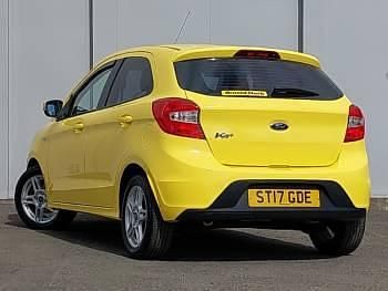 Used Ford Ka Plus Zetec 70 HP (51 kW) 2017 Yellow Hatchback