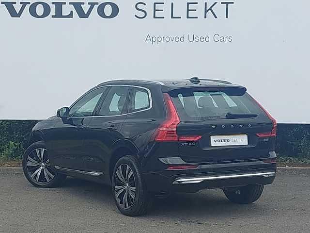 Used Volvo XC60 Inscription 197 HP (144 kW) 2021 Black SUV