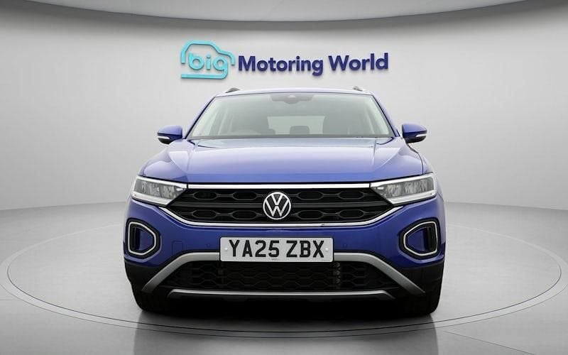 Used VW T-Roc Match 116 HP (85 kW) 2025 Blue SUV