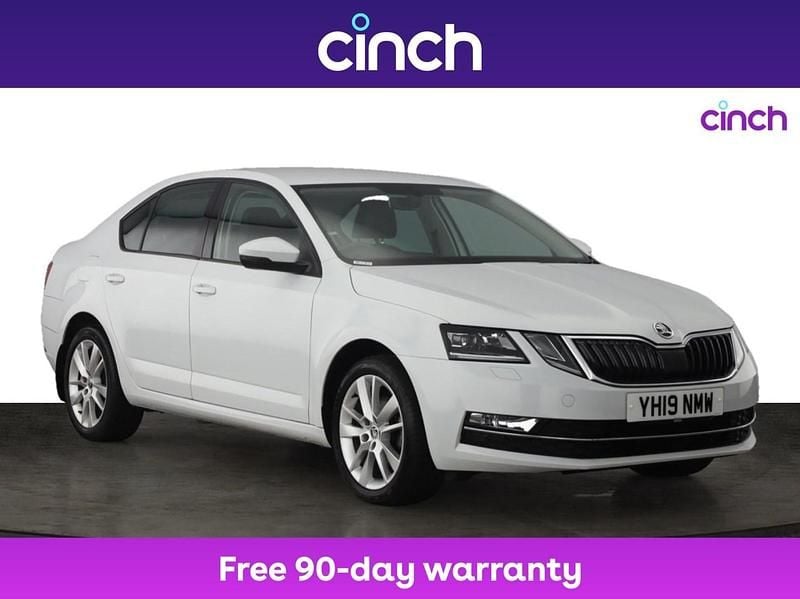 White Used 2019 Skoda Octavia SE L Hatchback | £13,949 (Fair price) - Image 1/3