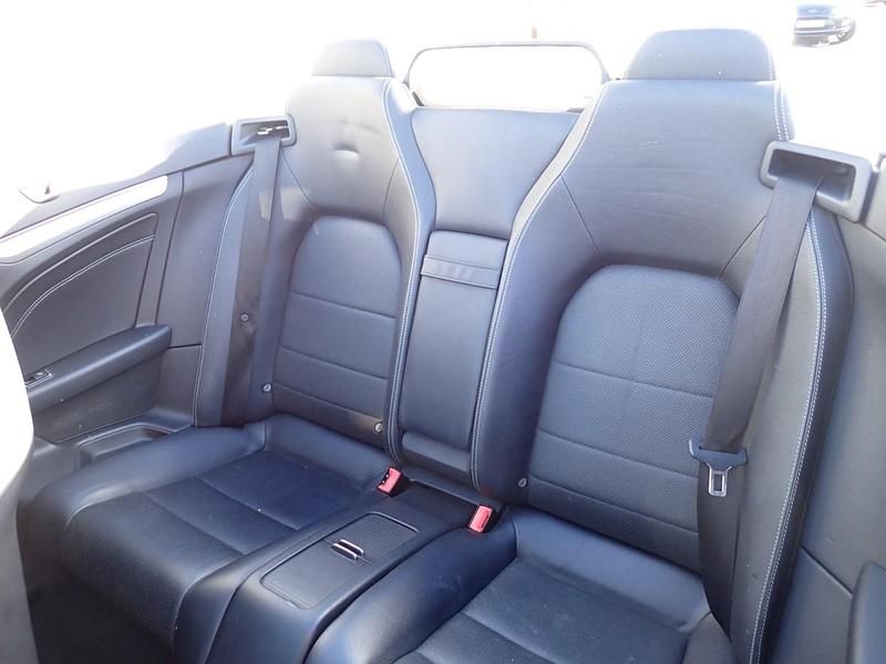 Used Mercedes E220 SE 170 HP (125 kW) 2014 Black Cabriolet