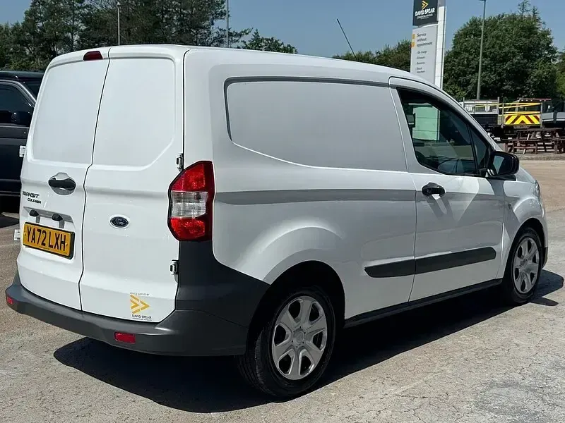 Used Ford Transit Trend 100 HP (73 kW) 2023 White Van
