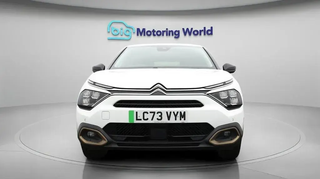 Used Citroën e-C4 100 kW (136 HP) 2023 Hatchback